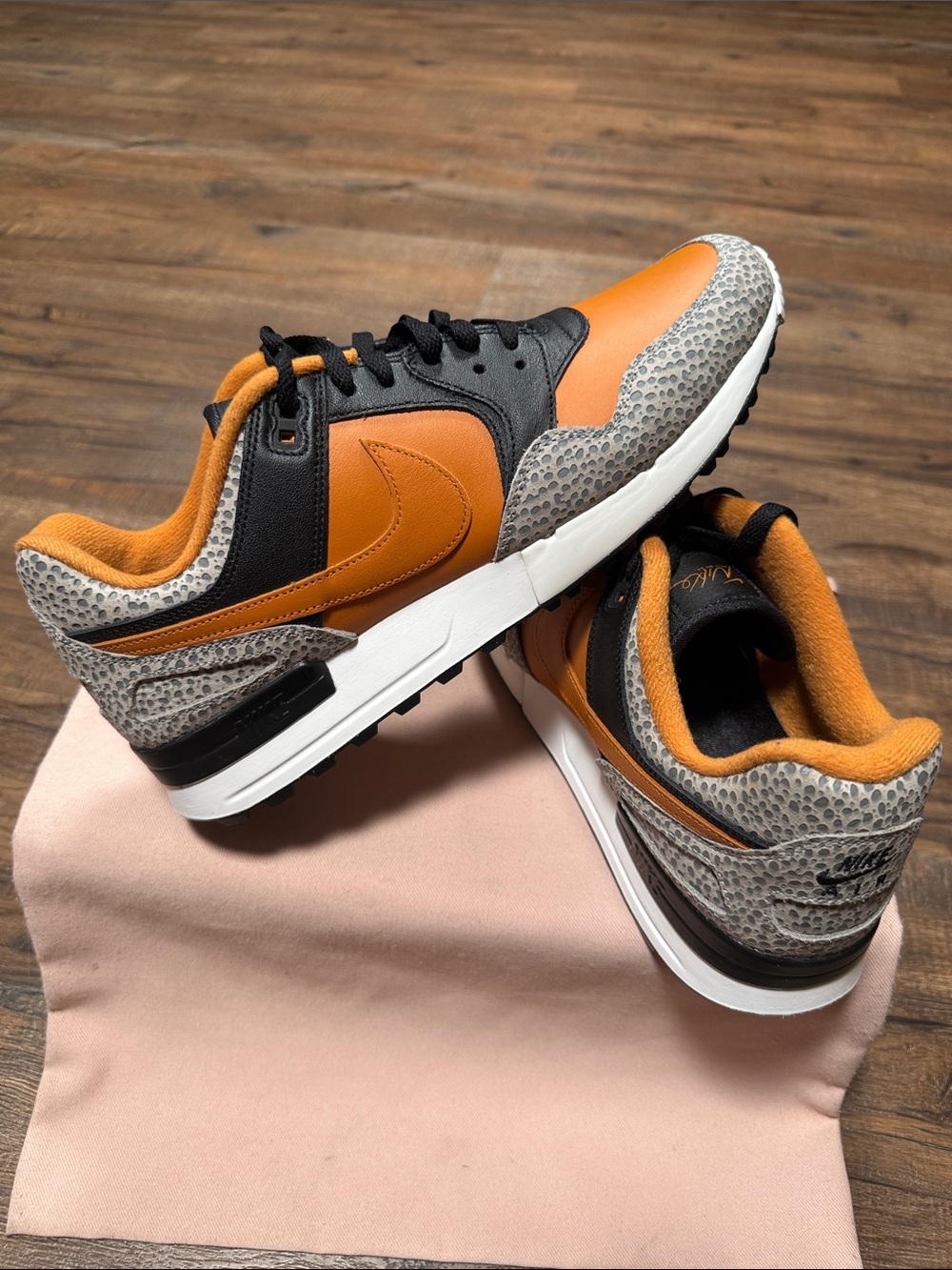 Nike Air Max 1 86 OG G Golf Shoes “Safari Orange”.